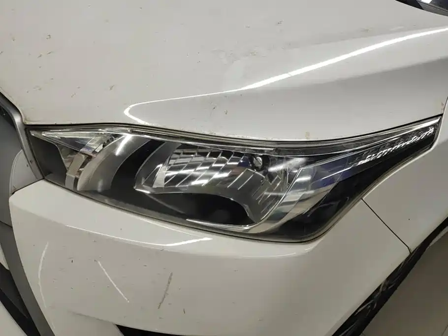 Toyota Yaris L — миниатюра 5