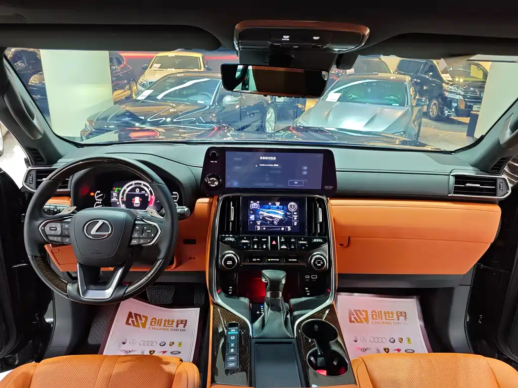 Lexus LX — миниатюра 7