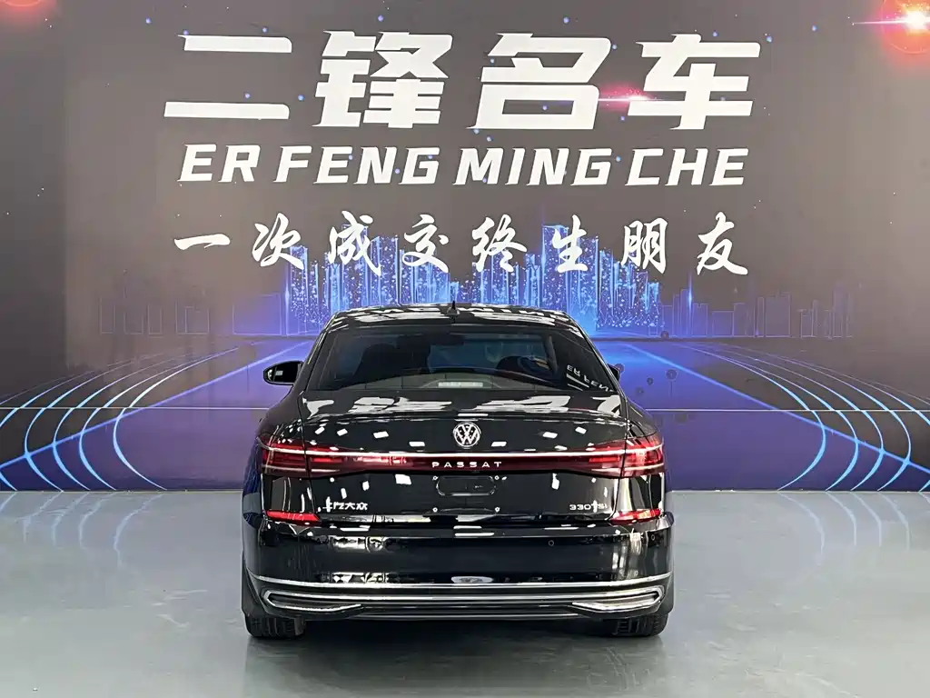 Volkswagen Passat 2022 330TSI Elite