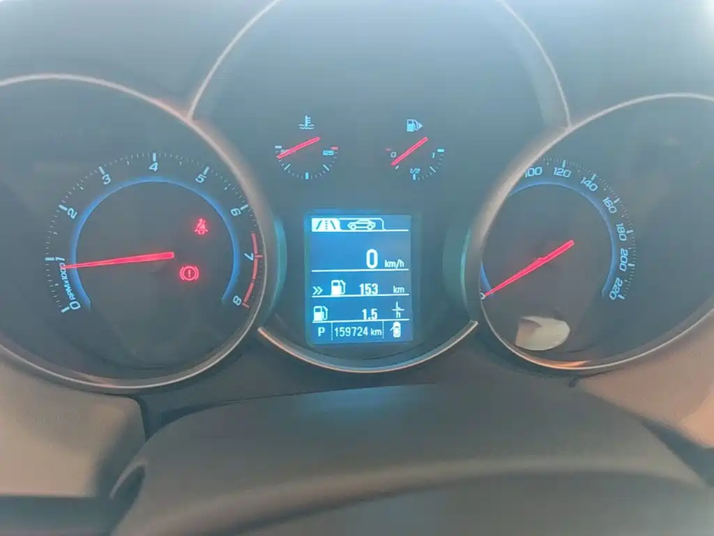 Chevrolet Cruze — миниатюра 12