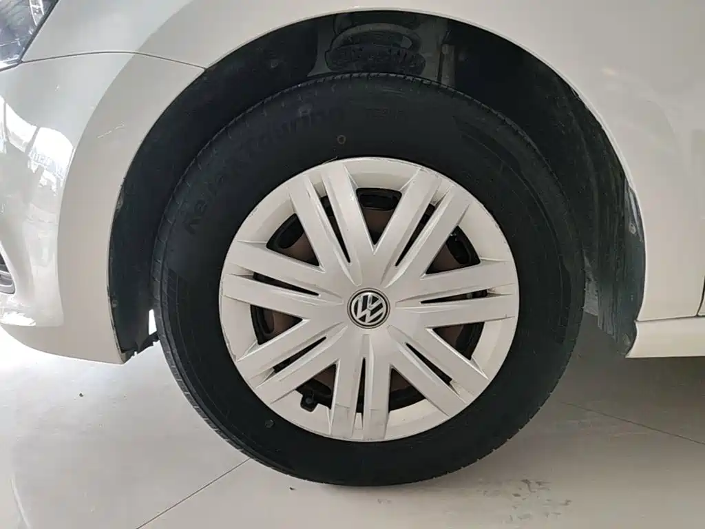 Volkswagen Polo — миниатюра 23