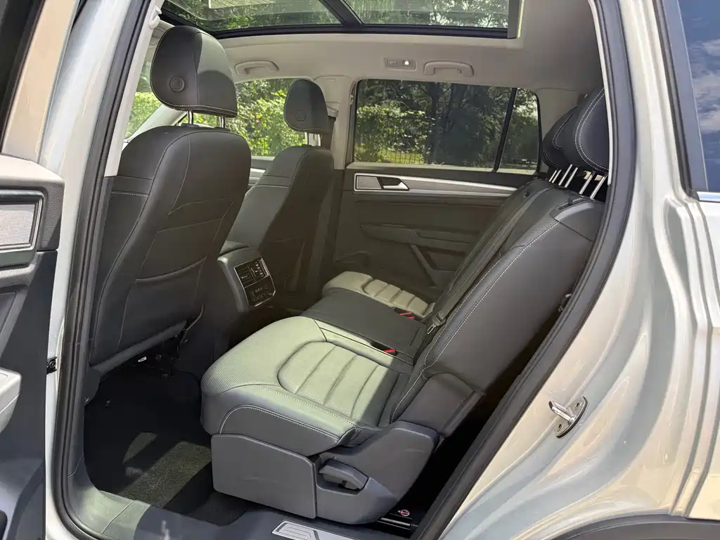 Volkswagen Teramont — миниатюра 18