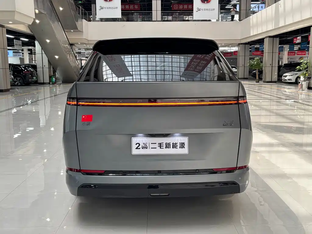 XPeng X9 - фото 14