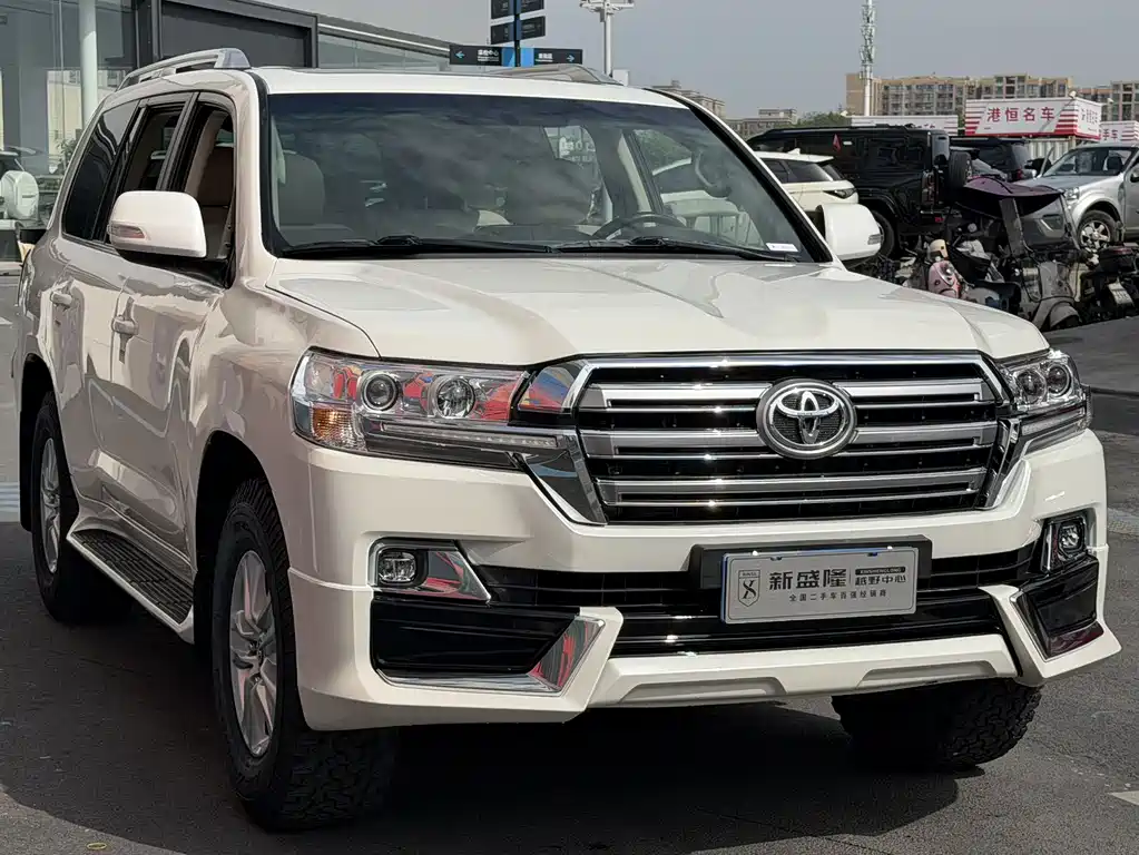 Toyota Land Cruiser 2020
