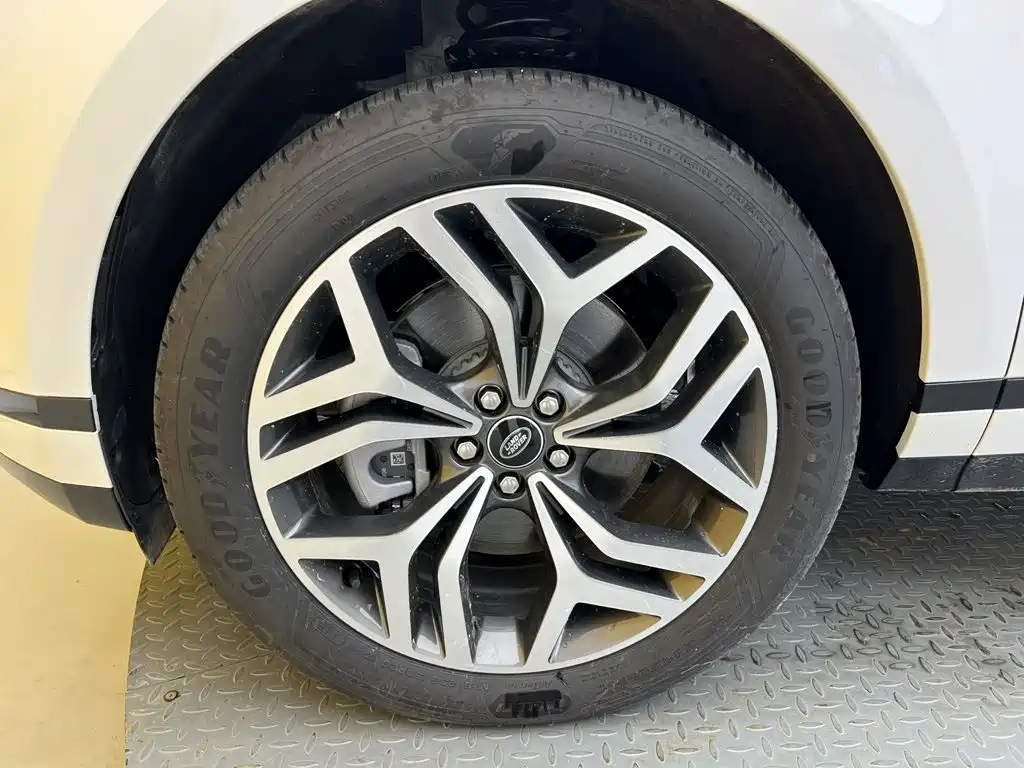 Land Rover Evoque — миниатюра 10