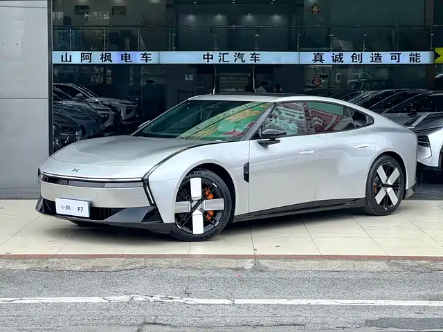XPeng P7