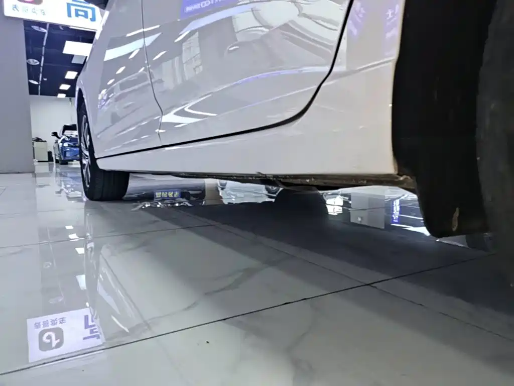 Volkswagen Lavida — миниатюра 22