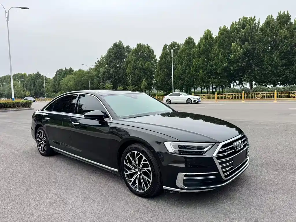 Audi A8 — миниатюра 2