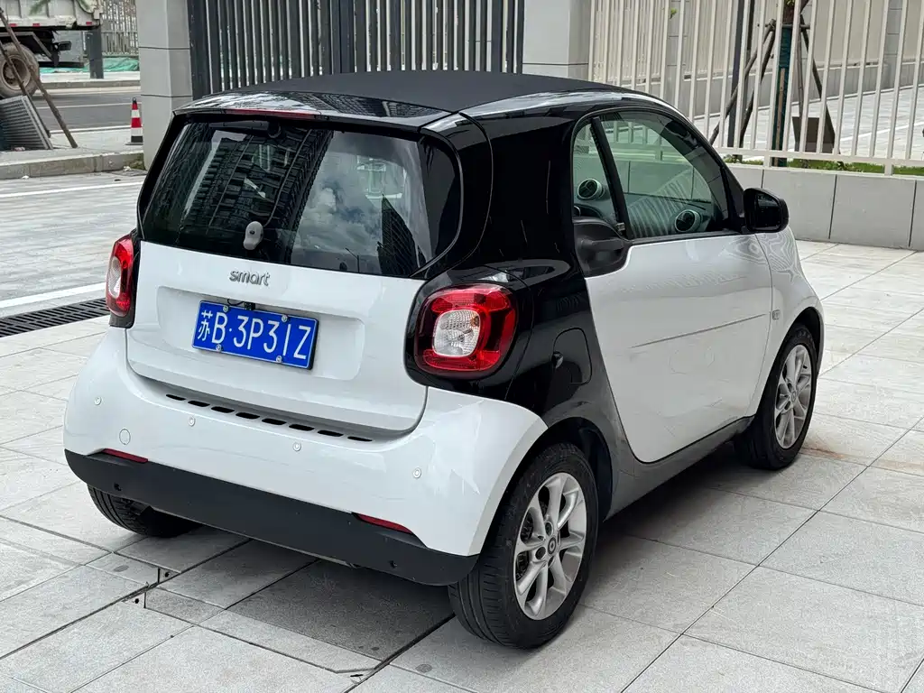 smart Smart Fortwo — миниатюра 5