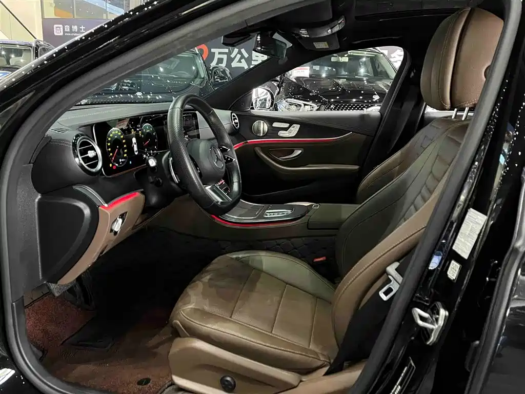 MERCEDES-BENZ E CLASS