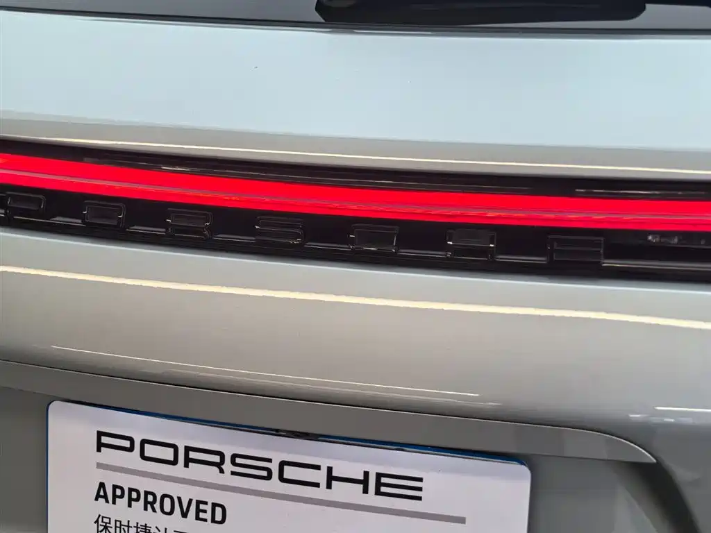 Porsche Panamera — миниатюра 21