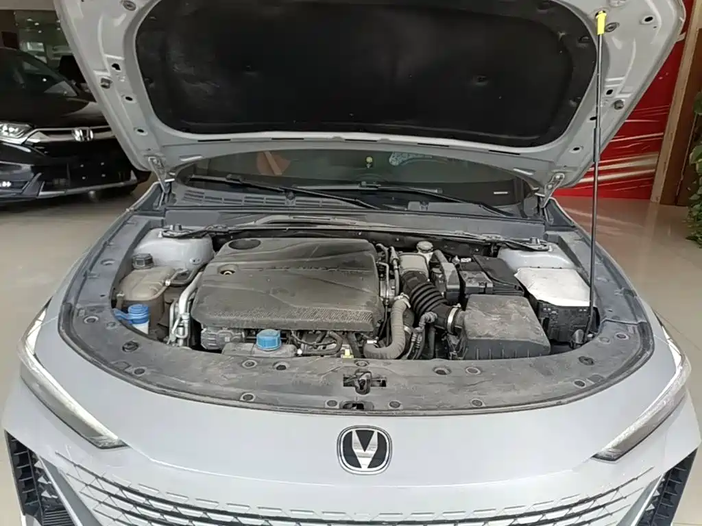 Changan UNI-V — миниатюра 20