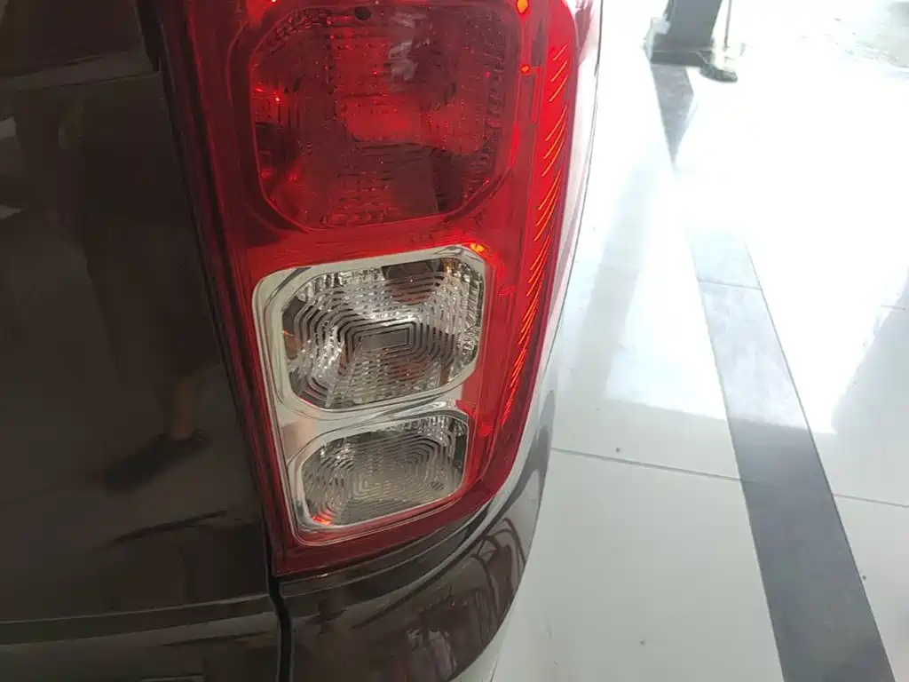 Wuling Hongguang — миниатюра 8