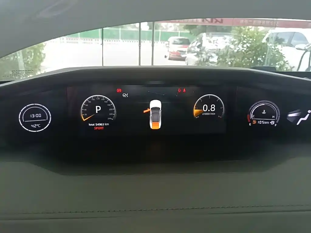 Changan UNI-V — миниатюра 12