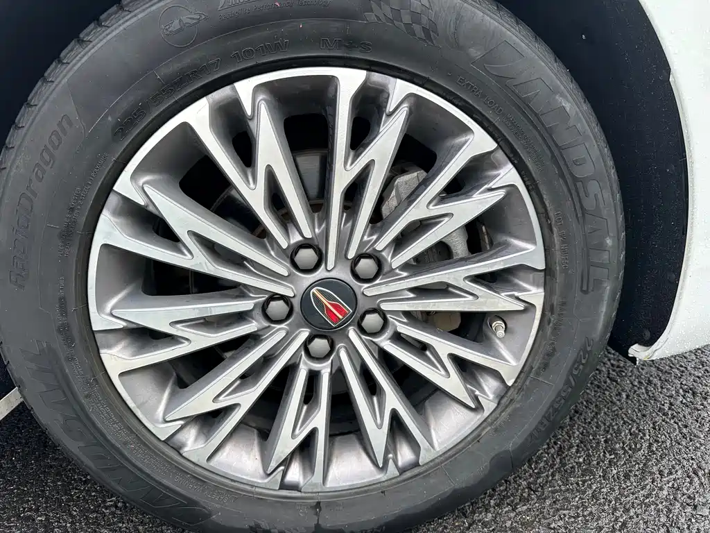 Hongqi Hongqi H5 — миниатюра 15
