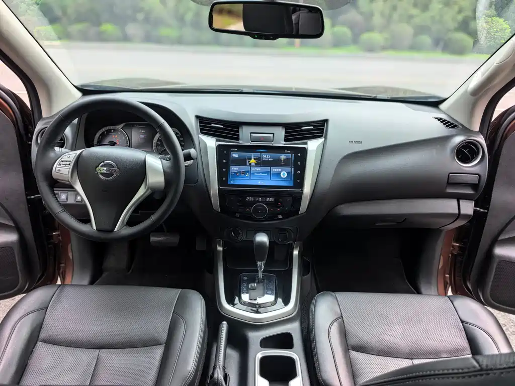Nissan Navara — миниатюра 13