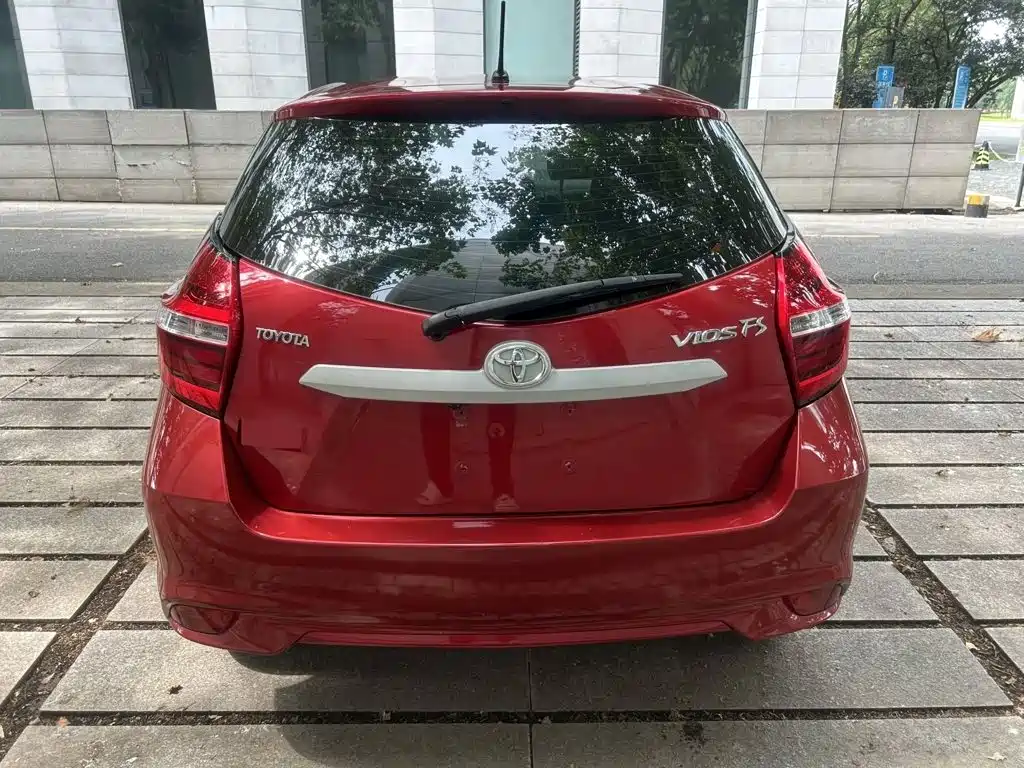 Toyota Vios FS — миниатюра 5