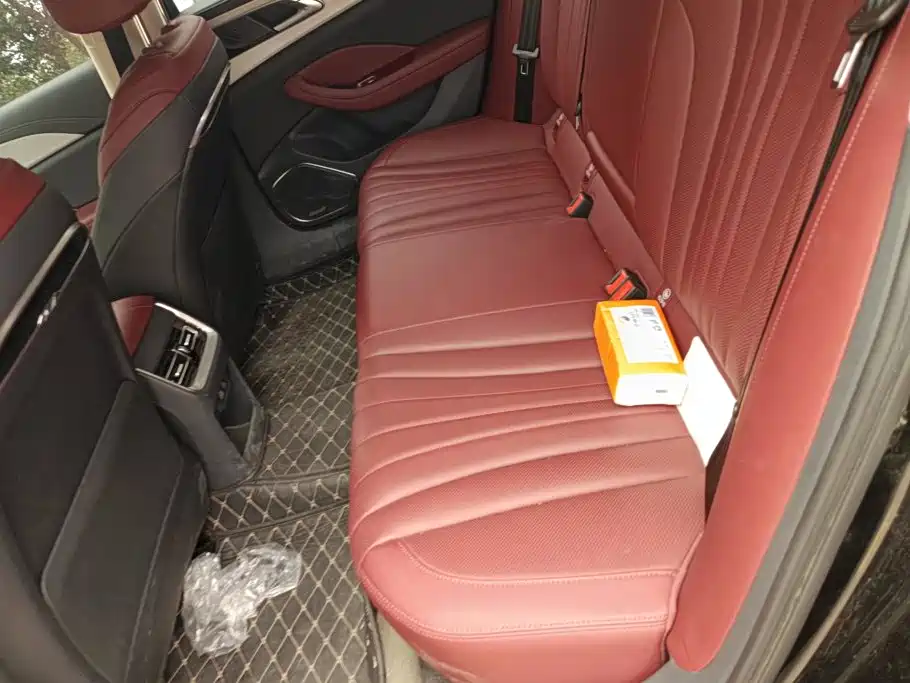 Hongqi Hongqi H5 — миниатюра 11