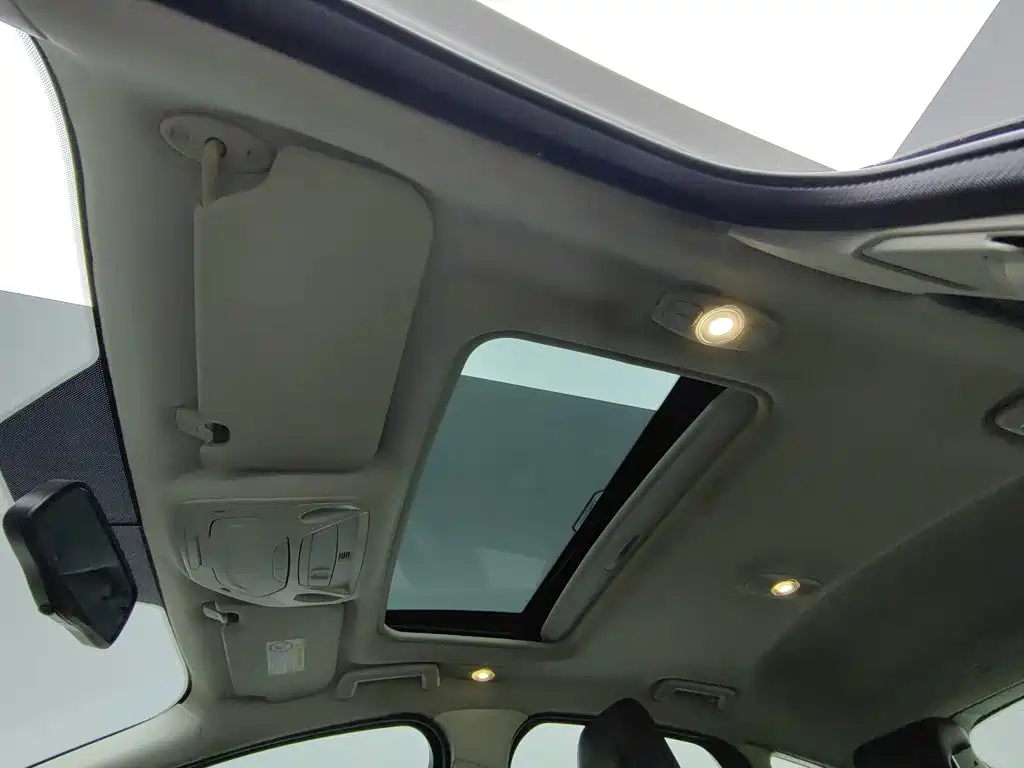 Ford Focus — миниатюра 14