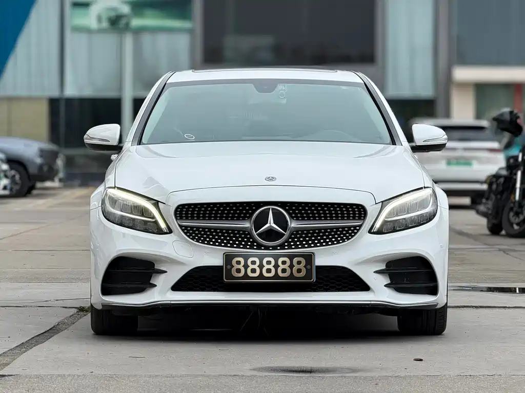 Mercedes-Benz C-Class — миниатюра 2