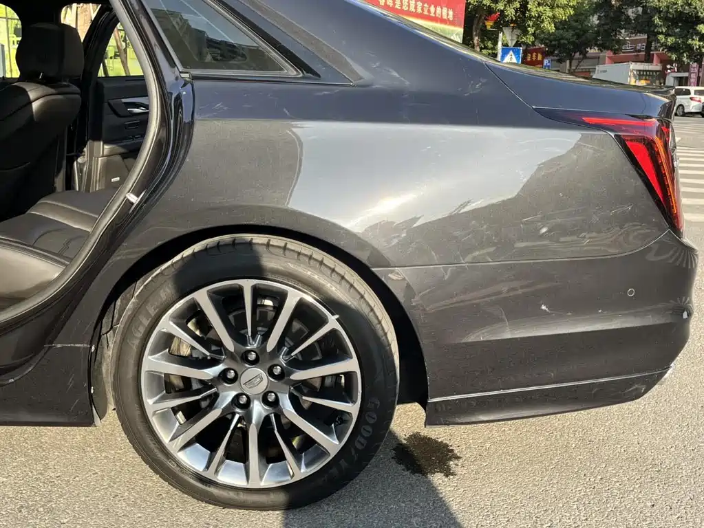 Cadillac CT6 — миниатюра 35