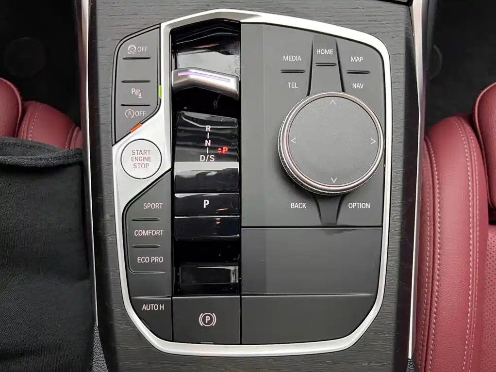 BMW 3 Series — миниатюра 11