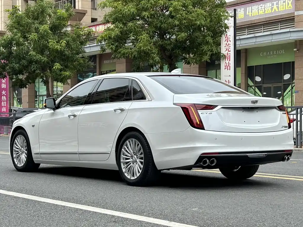 Cadillac CT6 — миниатюра 6