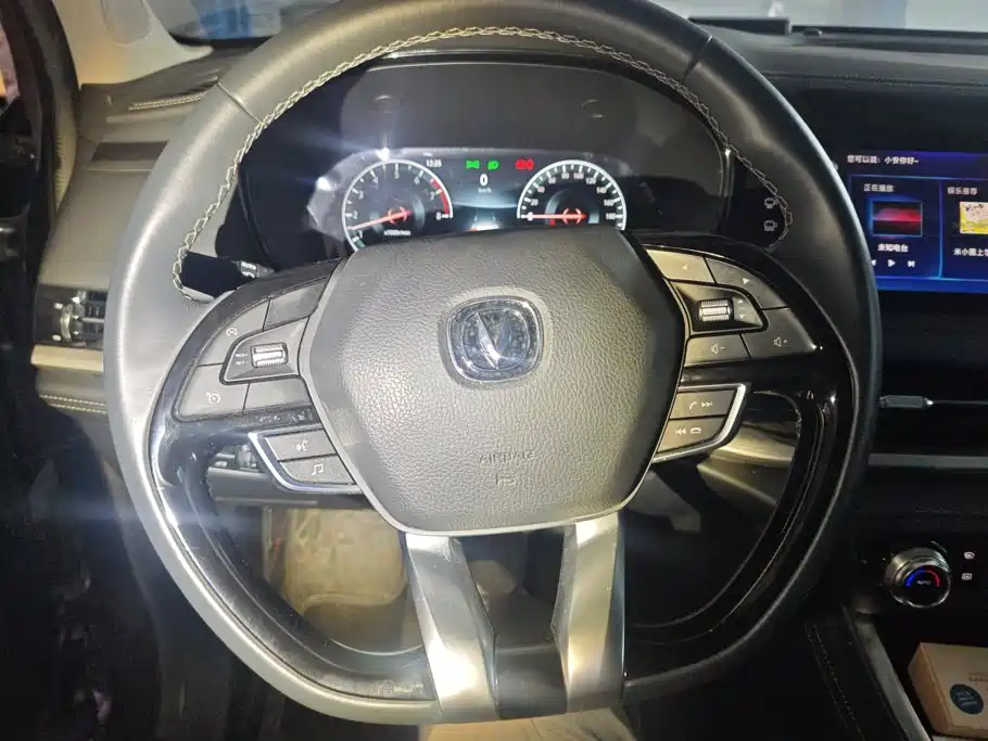 Changan CS95 — миниатюра 15