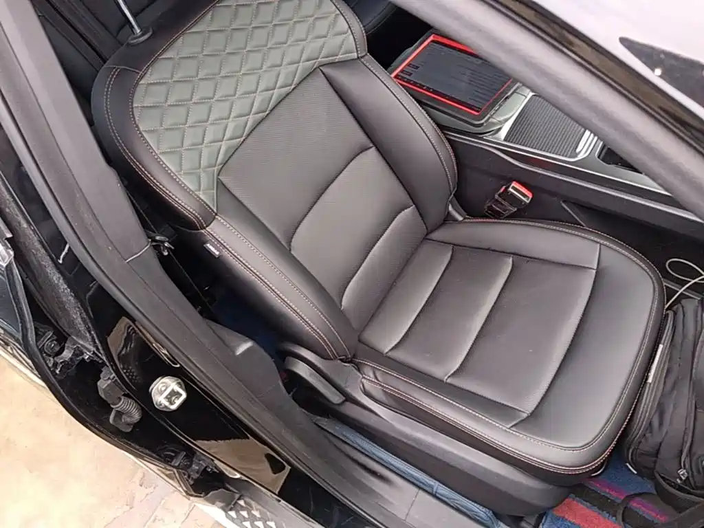 Geely Haoyue L — миниатюра 25