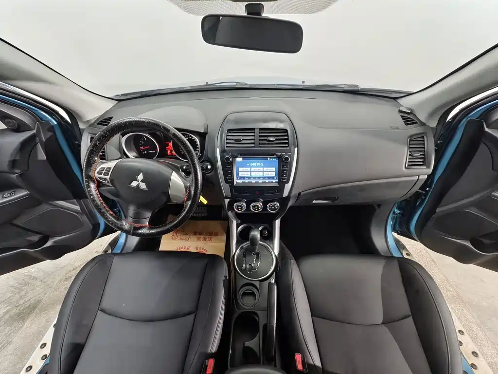 Mitsubishi ASX — миниатюра 9