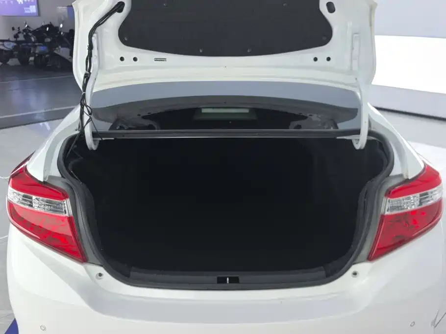 Toyota Vios — миниатюра 4