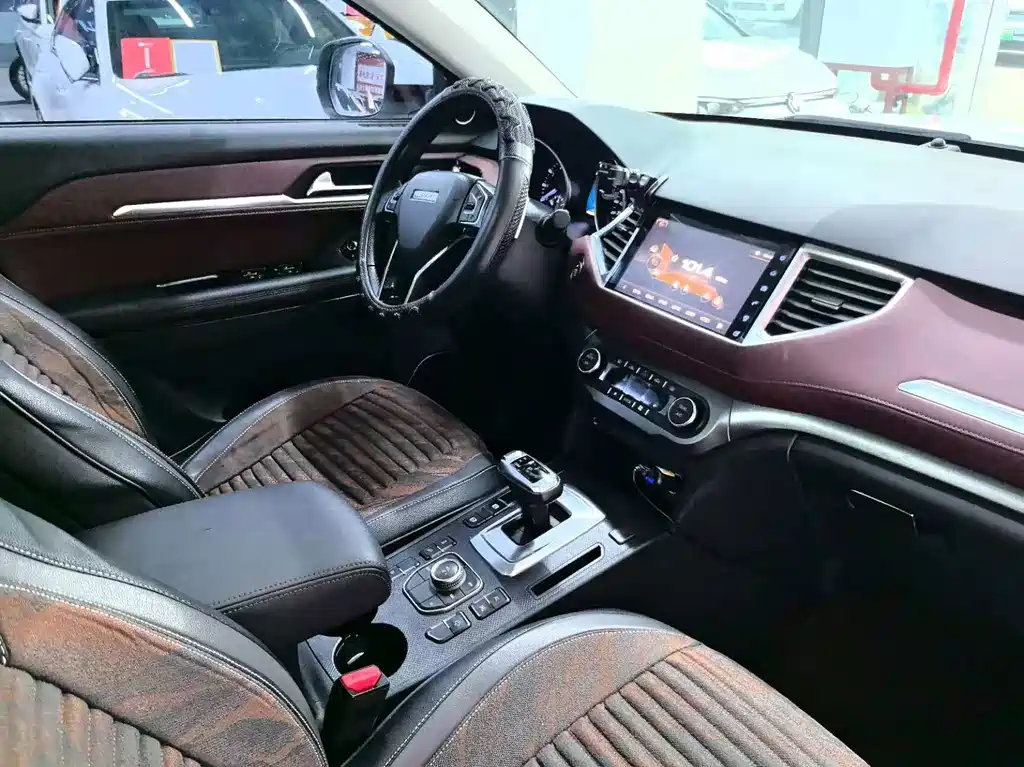 Haval H6 Coupe — миниатюра 10