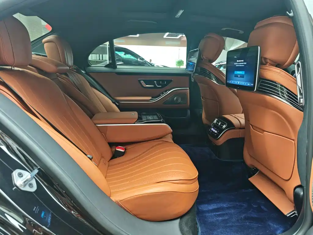 Mercedes-Benz S-Class — миниатюра 12
