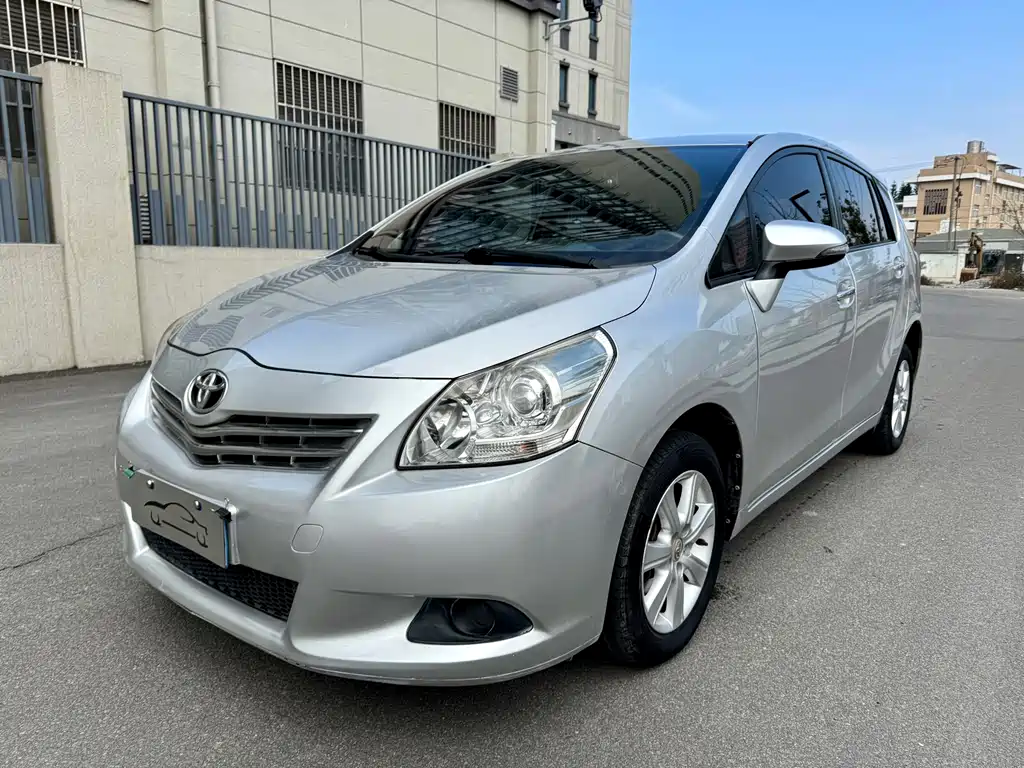 Купить Toyota Verso