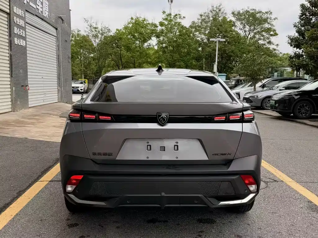 Peugeot 408X