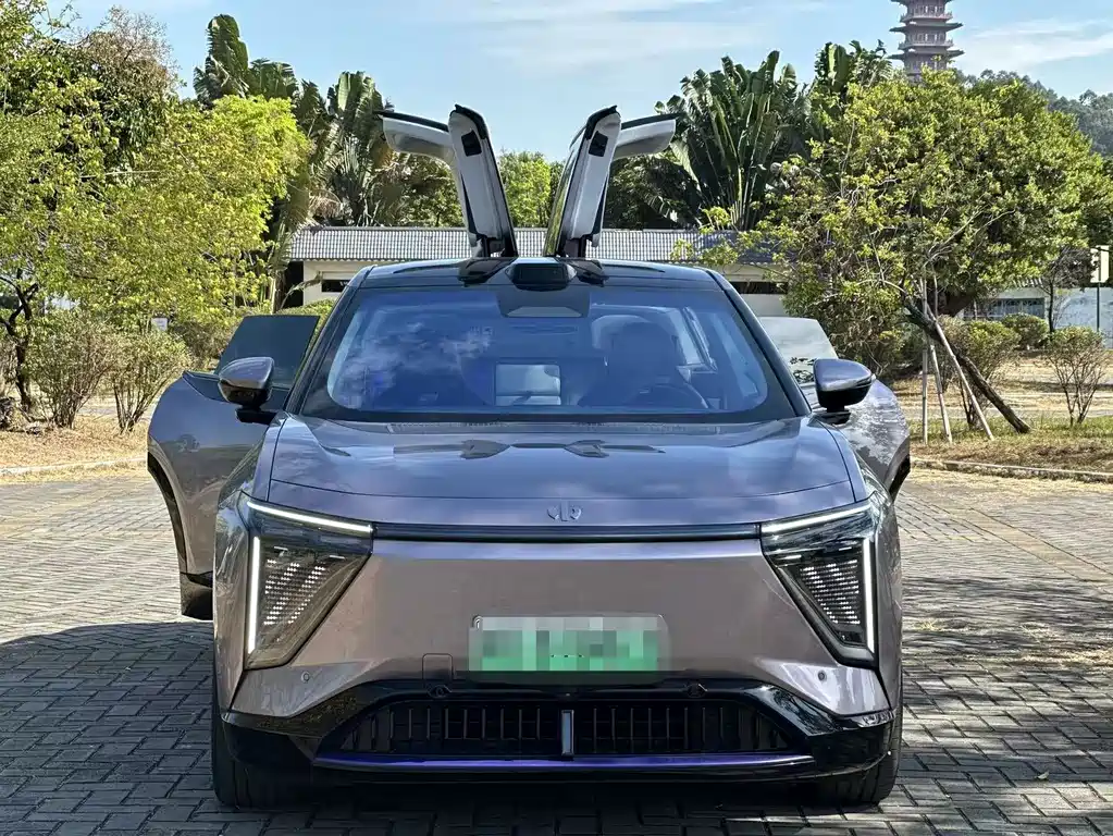 HiPhi GAO HE HIPHI Y