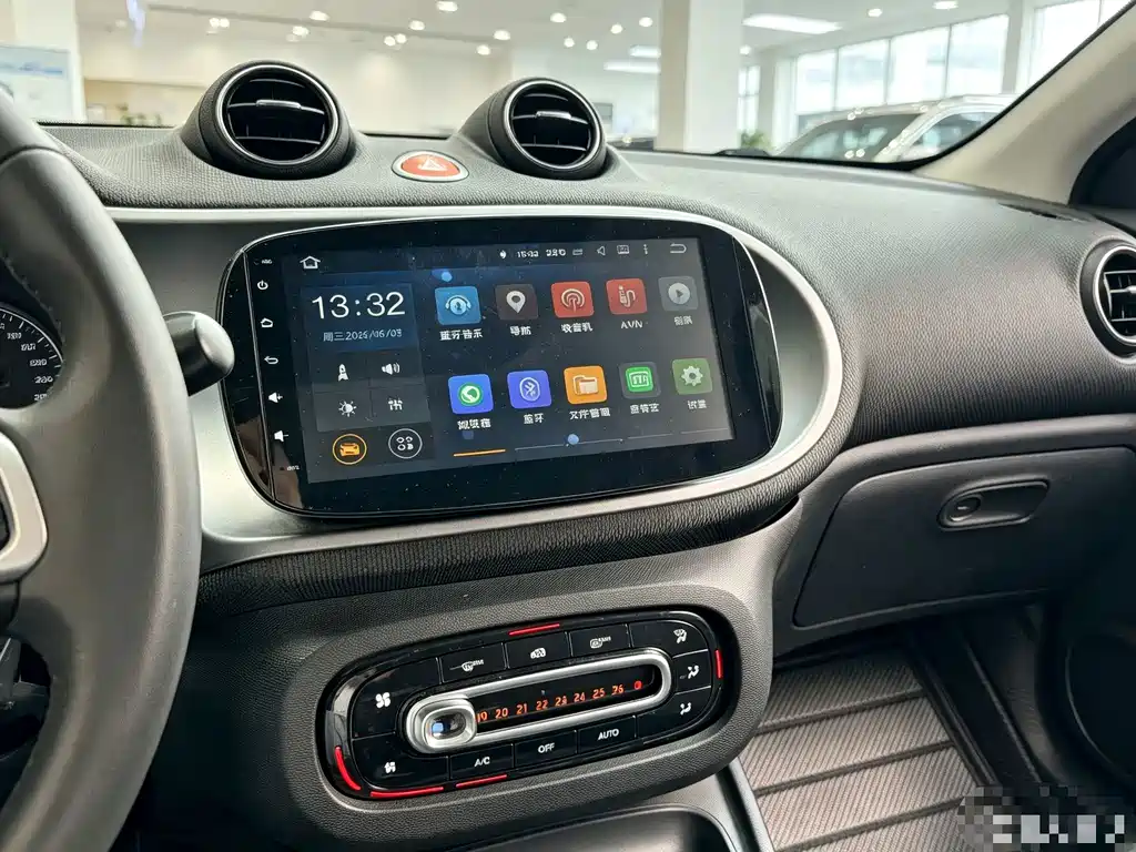 smart Smart Fortwo — миниатюра 10