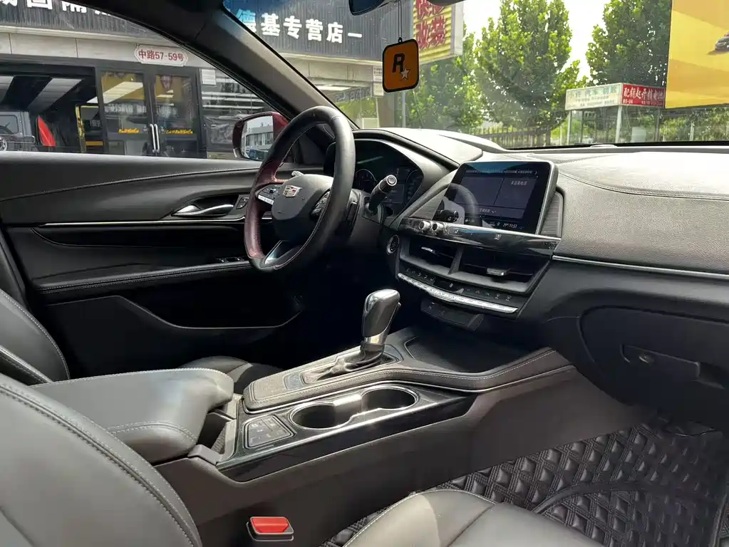 Cadillac CT4 — миниатюра 23