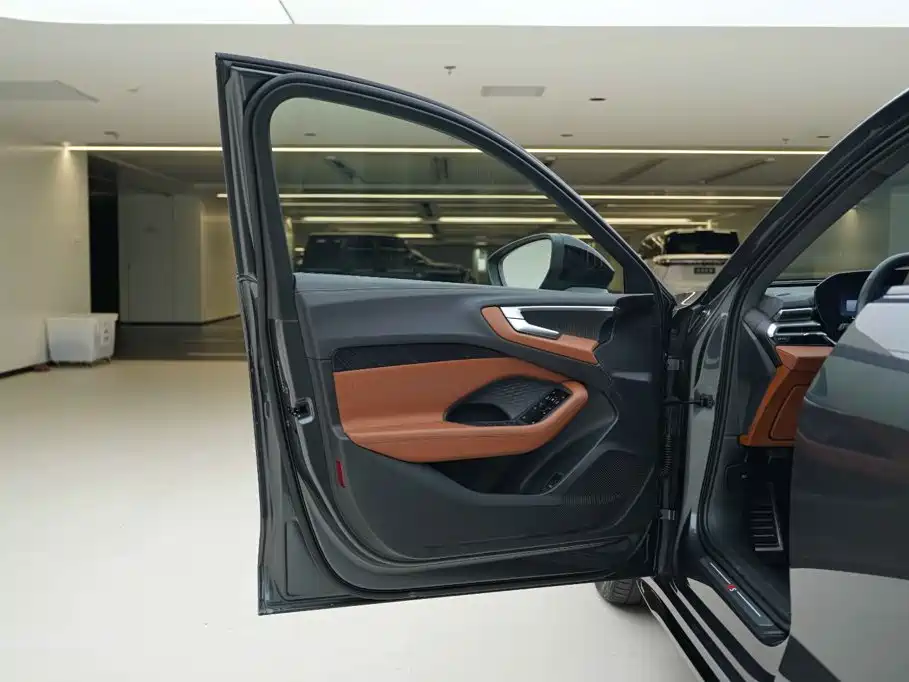 Audi Audi A5L — миниатюра 17