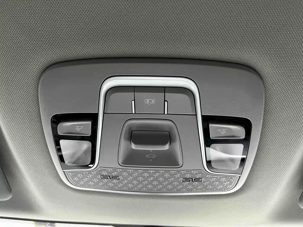 GEELY AUTOMOBILE BINYUE