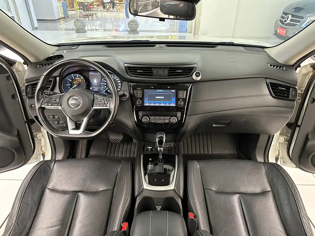 Nissan X-Trail — миниатюра 20