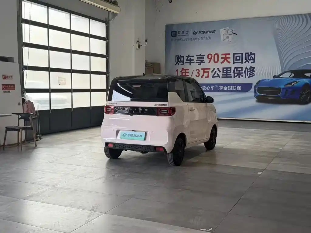 Wuling MINIEV — миниатюра 6