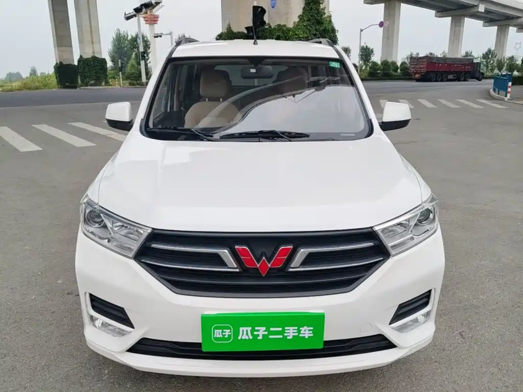 Wuling Hongguang — миниатюра 3