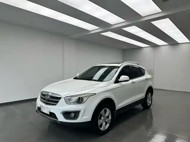2015 Bestune X80