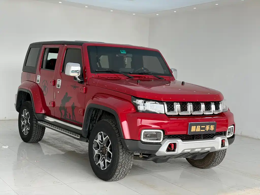 BAIC BJ40 2018 PLUS 2.3T AT Premium V