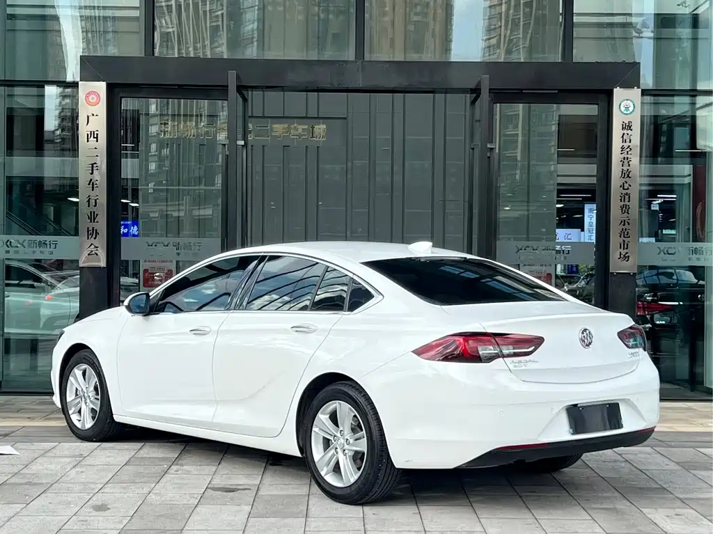 Buick Regal — миниатюра 4