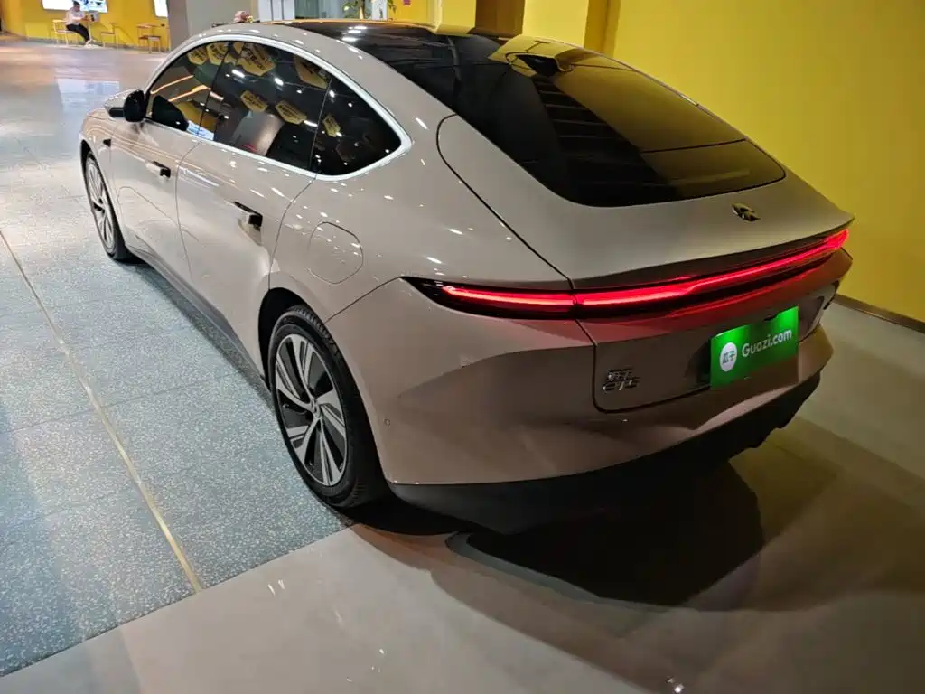 NIO ET5 — миниатюра 5