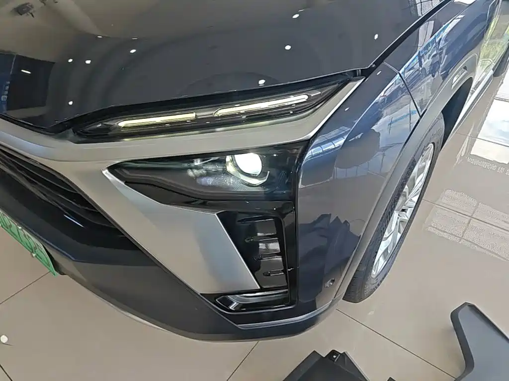 NIO ES6 — миниатюра 24