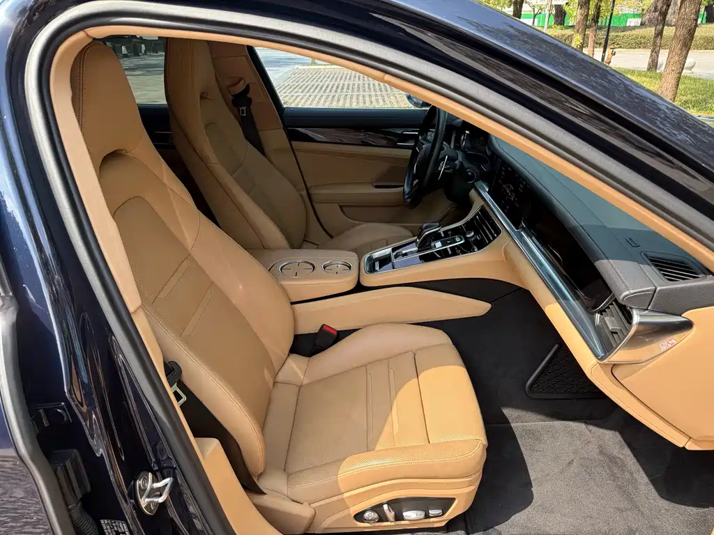 Porsche Panamera — миниатюра 22
