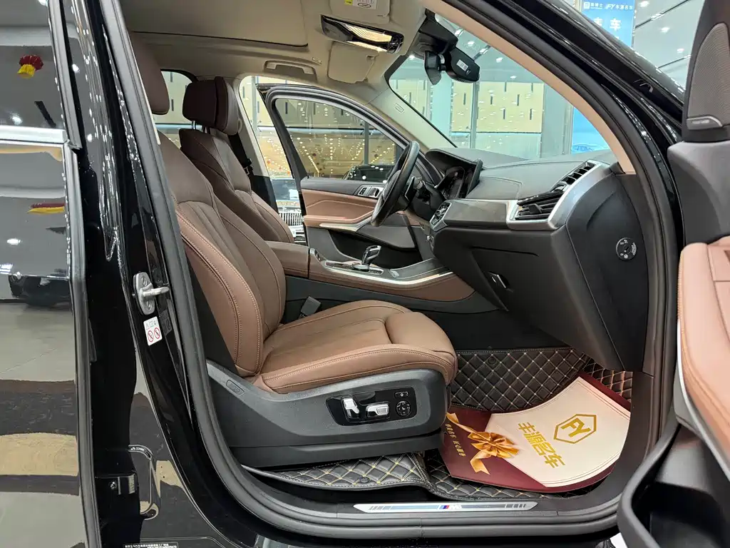 BMW X5 (Import) — миниатюра 7
